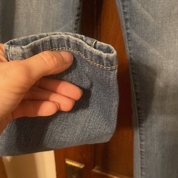 D. Jeans size 8p😍😍😍 - Picture 7 of 8